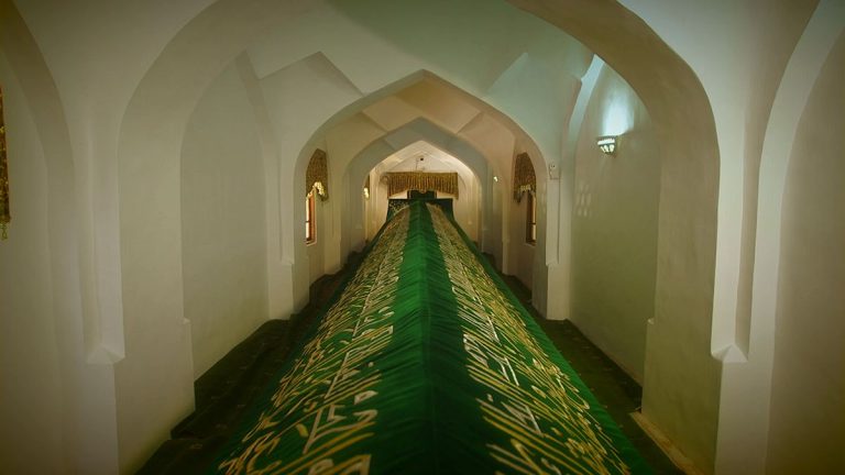 Kartpostallar Hz. Daniel’in mezarında |  Euronews