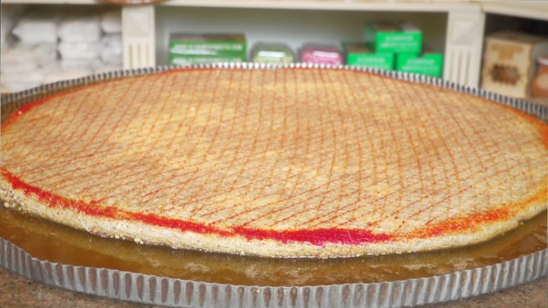 Azerbaycan mutfağının özel bir lezzeti: Helva