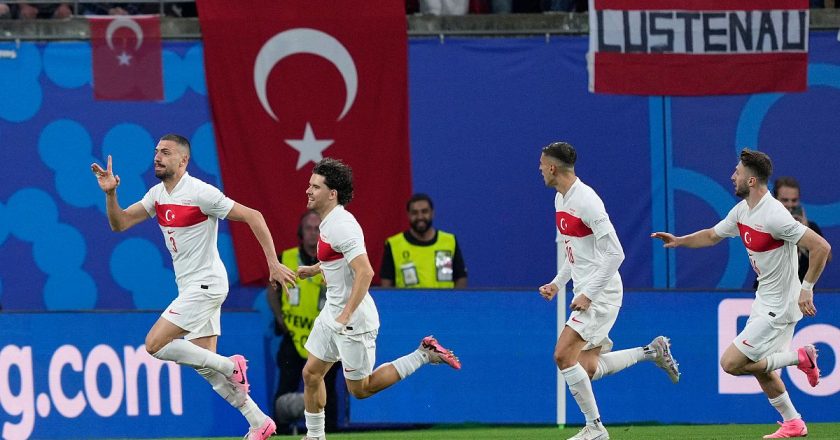 Türkiye, Avusturya’yı 2-1 yenerek EURO 2024’te çeyrek finale yükseldi