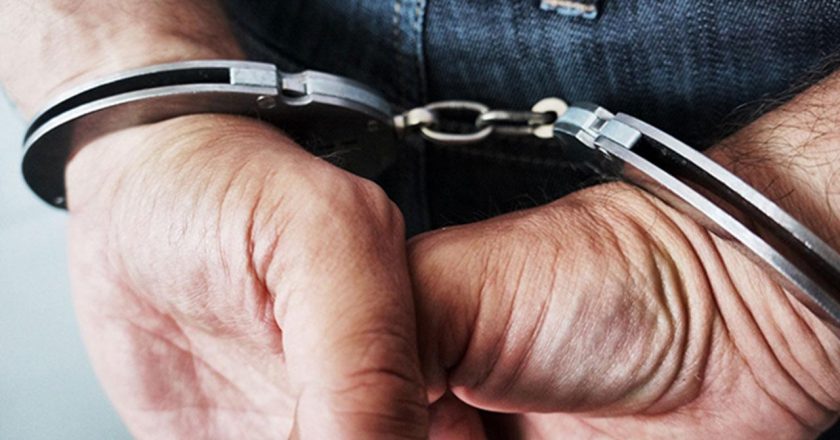 Adana’da uyuşturucu operasyonunda 2 şüpheli yakalandı