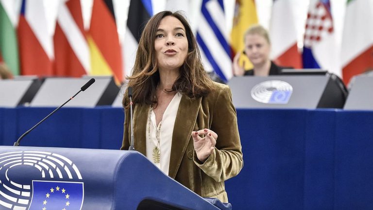 Milletvekili: “Erkek egemen AB Komisyonu’nu desteklemiyoruz”