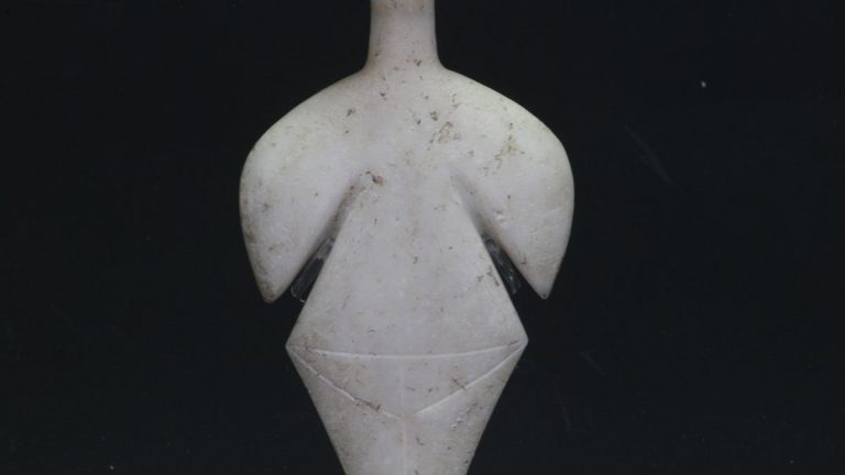 ABD’den getirilen 6 bin 500 yıllık tarihi eser Troya Müzesi’nde ziyarete açıldı