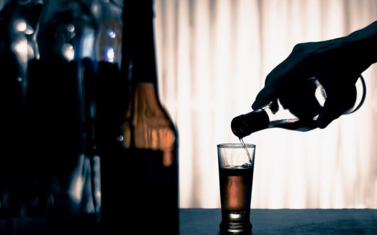 Alkol ve Madde Bıraktırma Bantı ile Sağlıklı Bir Hayata Adım Atın