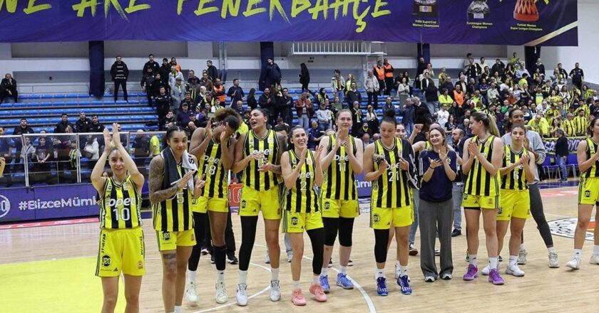 Son Dakika Spor Haberleri | Fenerbahce Opet, Besiktas Boa komutu aldı