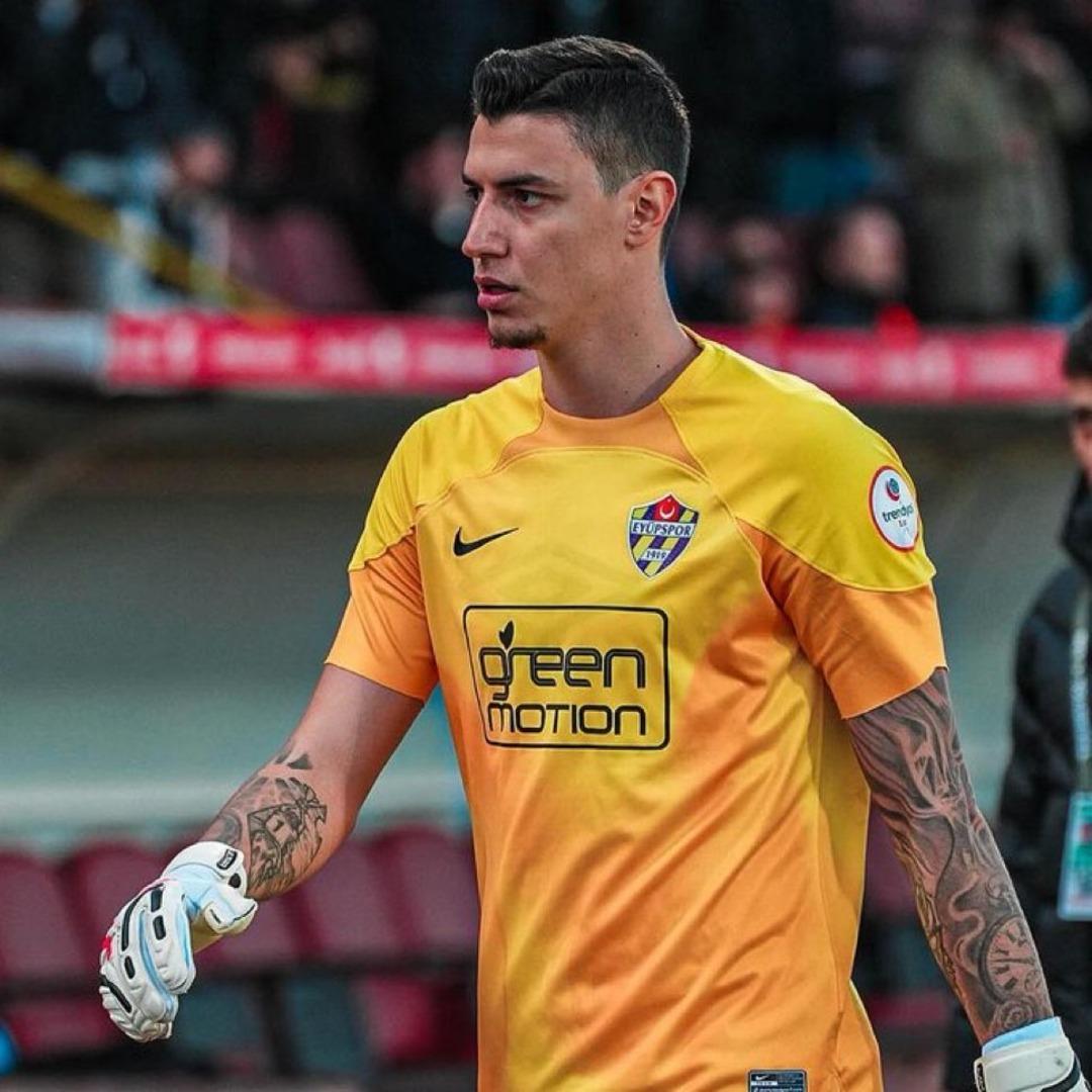 Fransız ekibi Lille Eyupsport'adan Berke Özer resmi olarak müzakerelere başladı! Yıldızın adı Galatasaray listesindeydi ... 2