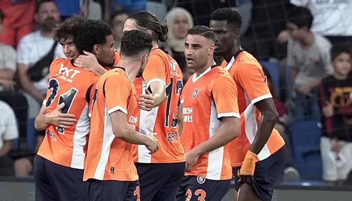 İstanbul Basaksehir -Off turundaki UEFA konferansının şampiyona oyuncusu açıklandı -açıklandı –