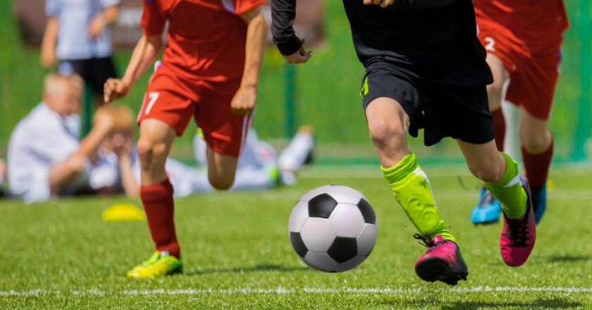 Futbolun gençler üzerindeki fiziksel ve zihinsel faydaları