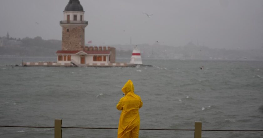 13 il için sarı uyarı: fırtına ve yağış geliyor