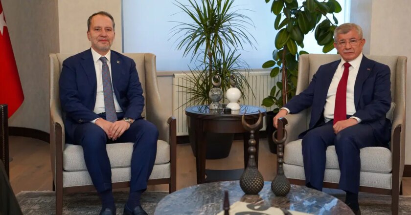 Erbakan’dan Davutoğlu’na ziyaret… Davutoğlu: Yeniden Refah Partisi ile birlikte çalışma irademiz güçlü – Son Dakika Siyasi Haberler