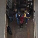 Bitlis’te tırın gizli bölmesinden 20 kaçak göçmen çıktı