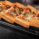 Taş fırın lezzetini mutfağınıza taşıyan tarif: Kuşbaşı ve kaşarlı pide tarifi – Son Dakika Gurme Haberleri